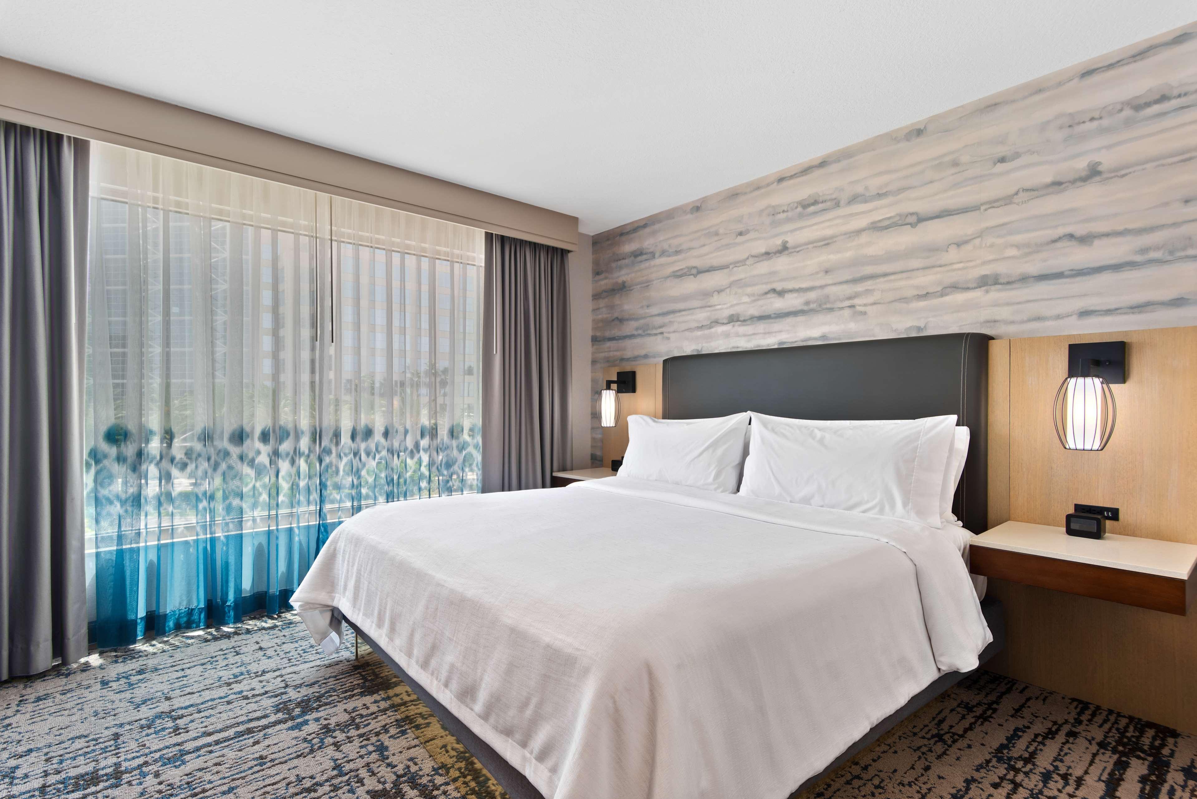 Embassy Suites By Hilton Anaheim South Garden Grove Exterior photo