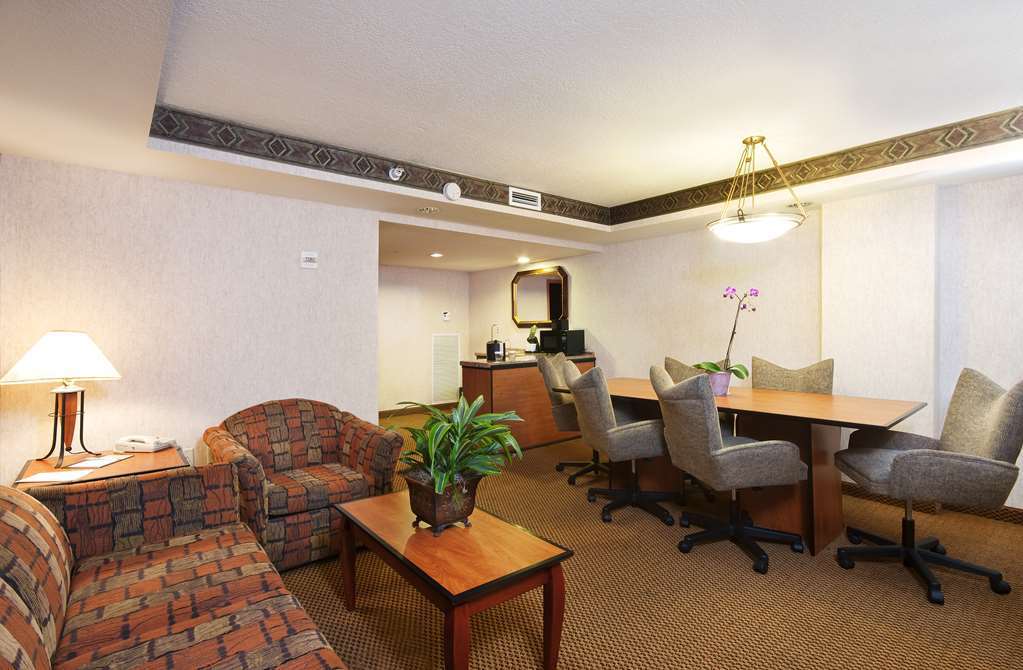 Embassy Suites By Hilton Anaheim South Garden Grove Room photo
